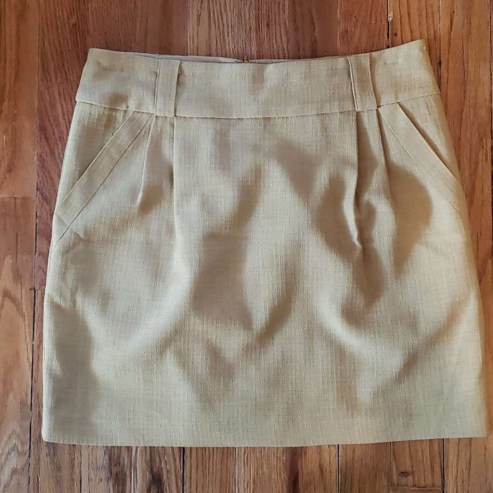 Mustard mini skirt